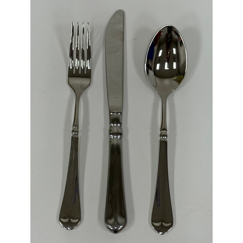 Mikasa French Countryside Fork, Knife & Spoon Set. KT127